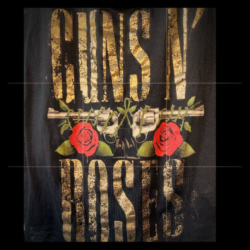Guns N’ Roses : Sexy/Edgy Tee